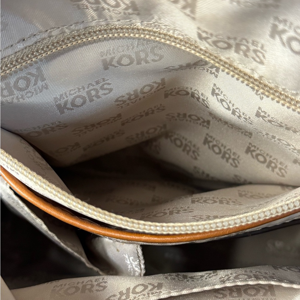 Michael Kors Mini Backpack Brown Signature Monogram Tan‎ Gold Rucksack Small Bag - Picture 9 of 11